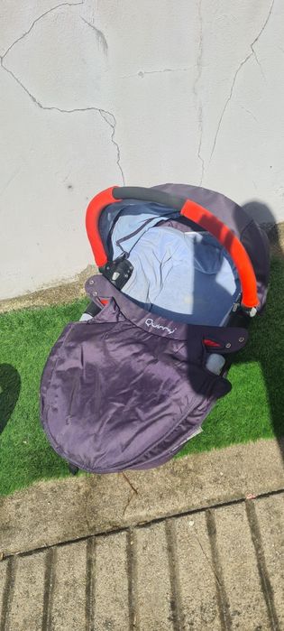 Quinny mood + ovo c/isofix bebeconfort + alcoda quinny + cadeira