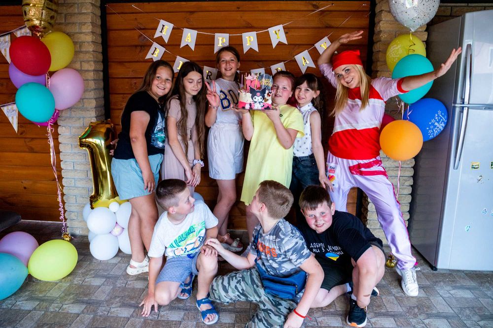 Аніматори, дитячі свята, День народження, піньята, фотограф, шоу