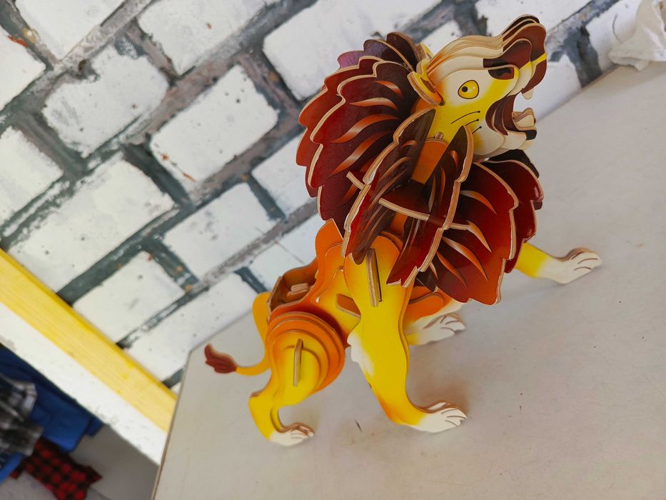 3Д пазл  ЛЕВ 124 деталі