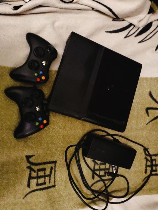 Продам Xbox 360 s: 4 000 грн. - Приставки Украинка на Olx