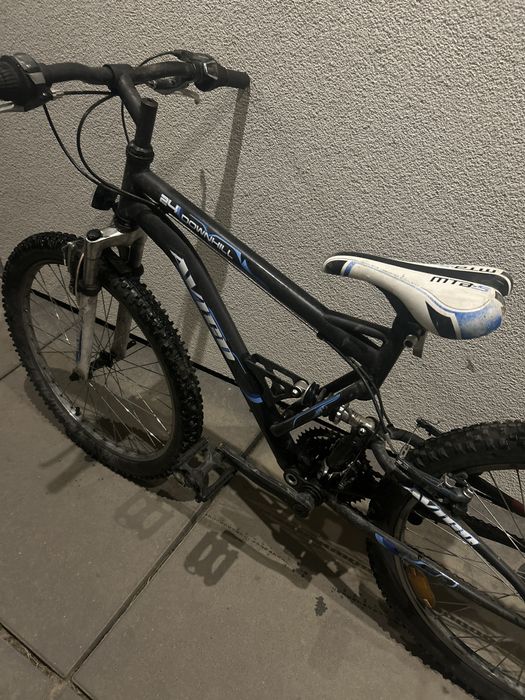 Rower avigo downhill 24