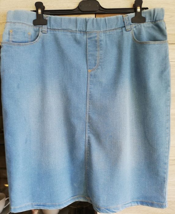 Spódnica jeansowa rozmiar 42