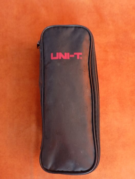 Струмові кліщі UNI-T UT204+