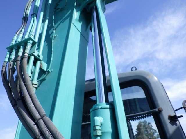 Гусеничний экскаватор KOBELCO SK80UR-6E
