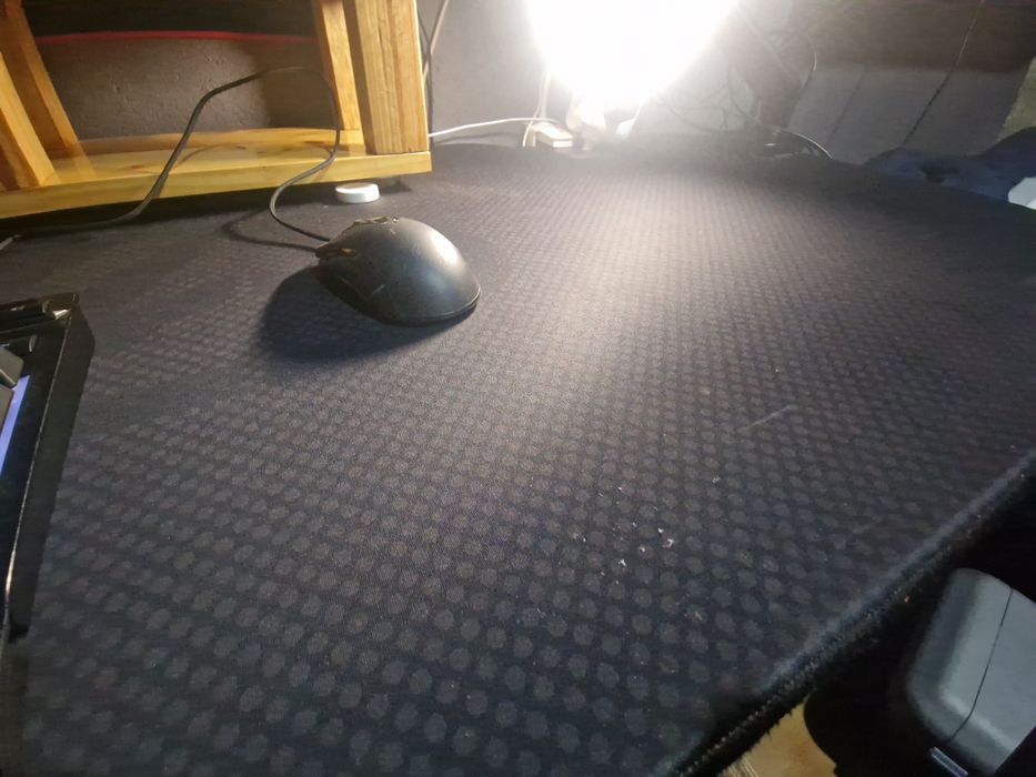 Mesa gamer alpha gamer kira