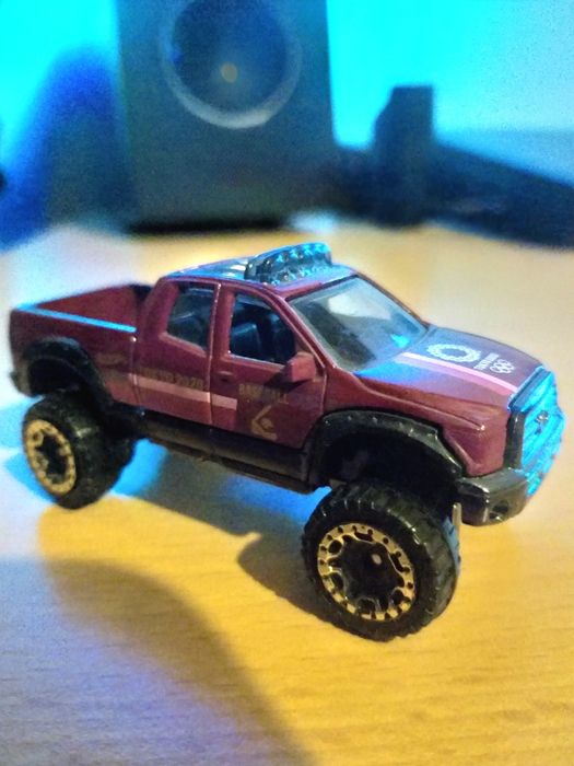 '10 Toyota Tundra (Olympic Tokyo 2020) - Hot Wheels