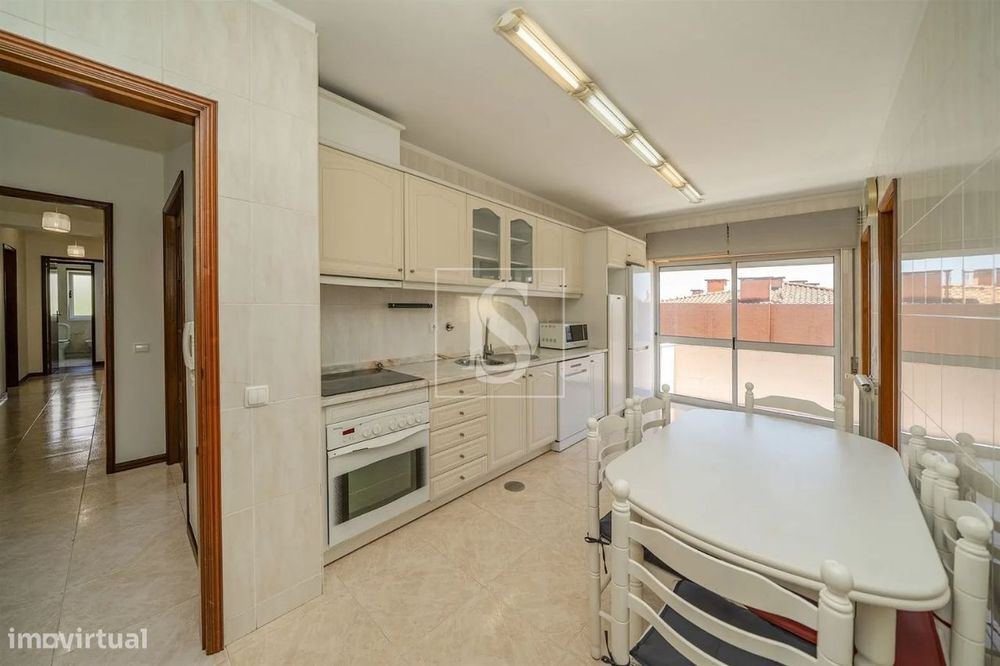 T2 com suíte, varanda e garagem | Benguiados, Vila do Conde