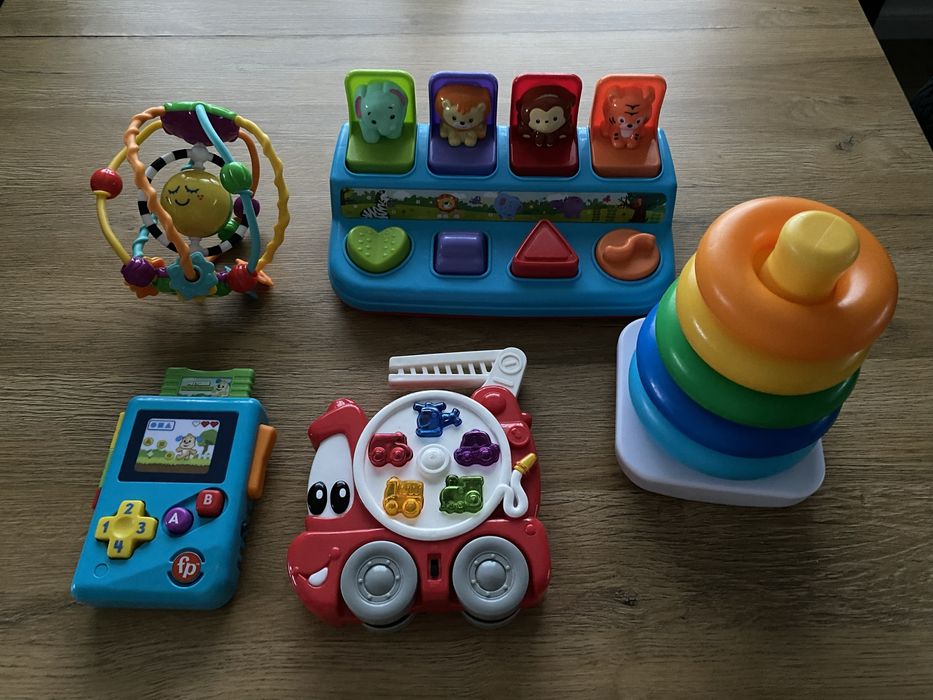 Zestaw zabawek dla niemowlaka i dziecka Fisher price simba smiki dumel