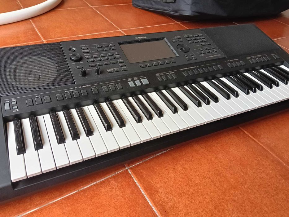 Yamaha psr sx900