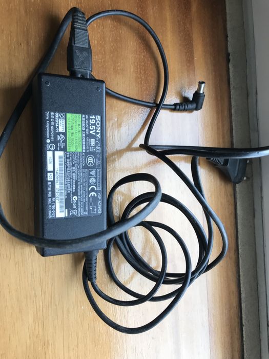 Carregador sony  outro  Asus original 12v (novo)
