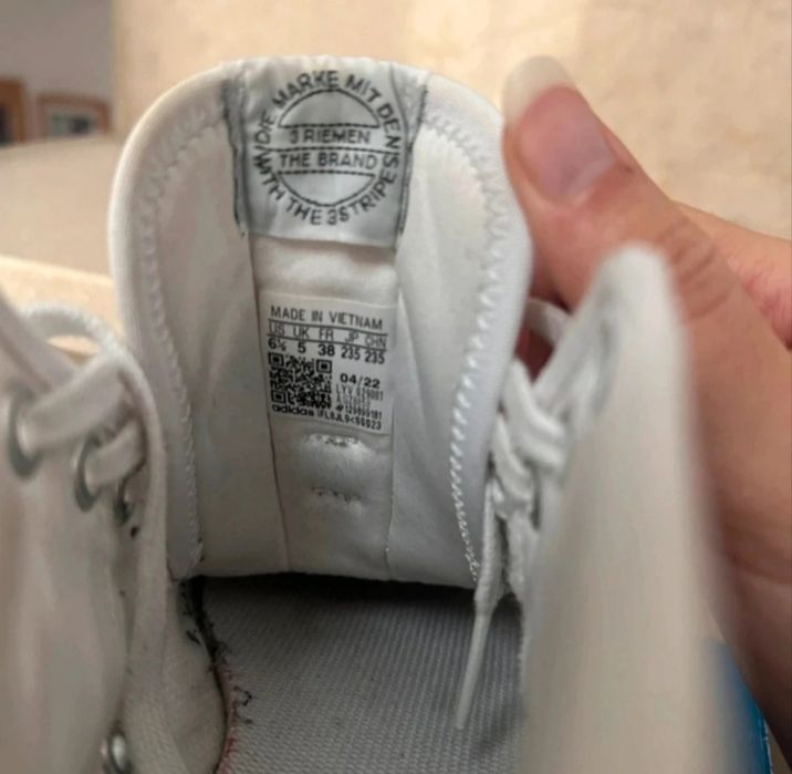 Sapatilhas adidas 38
