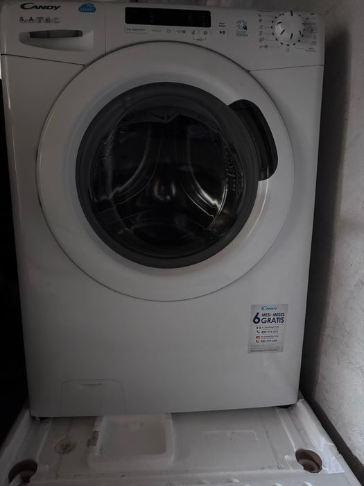 Продам пральну машину канді