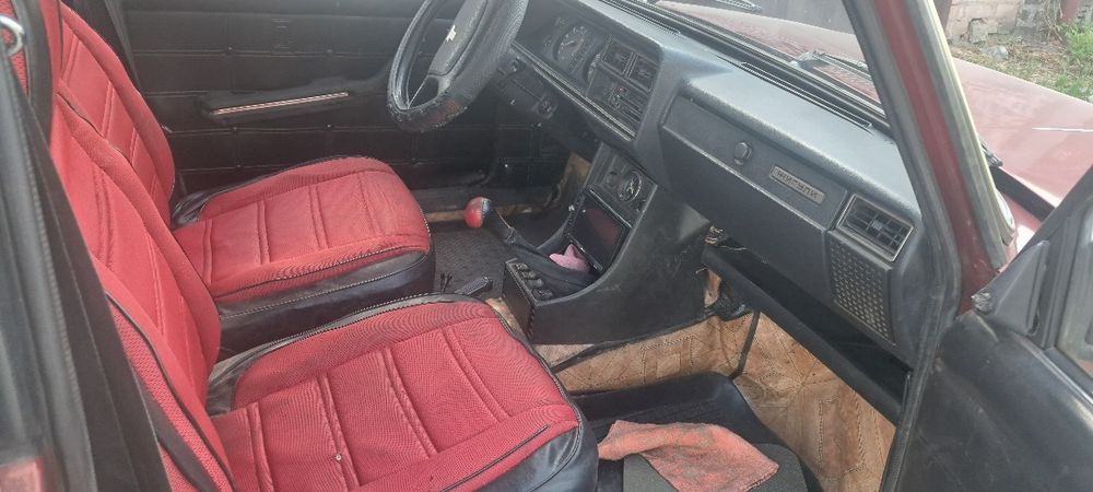 Жигулі ваз 2107 в гарному стані