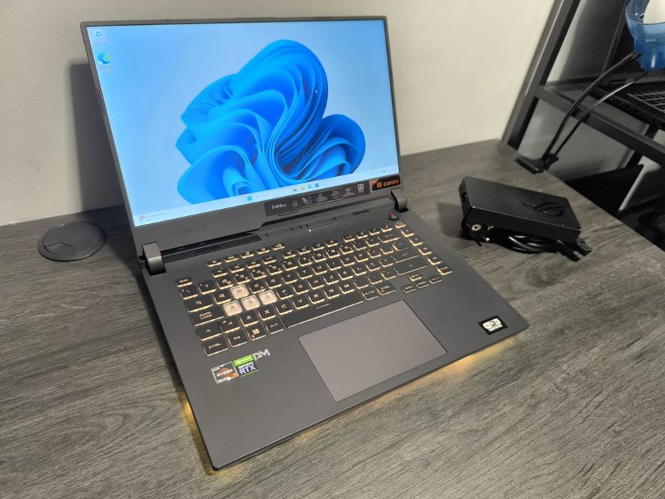 Asus Rog strik R7 3050RTX 16 Ram 512GB 3x S/ Juros