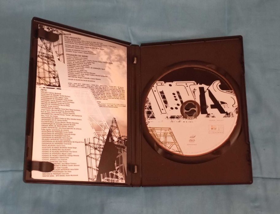 --» 4 DVDs (Música) «--