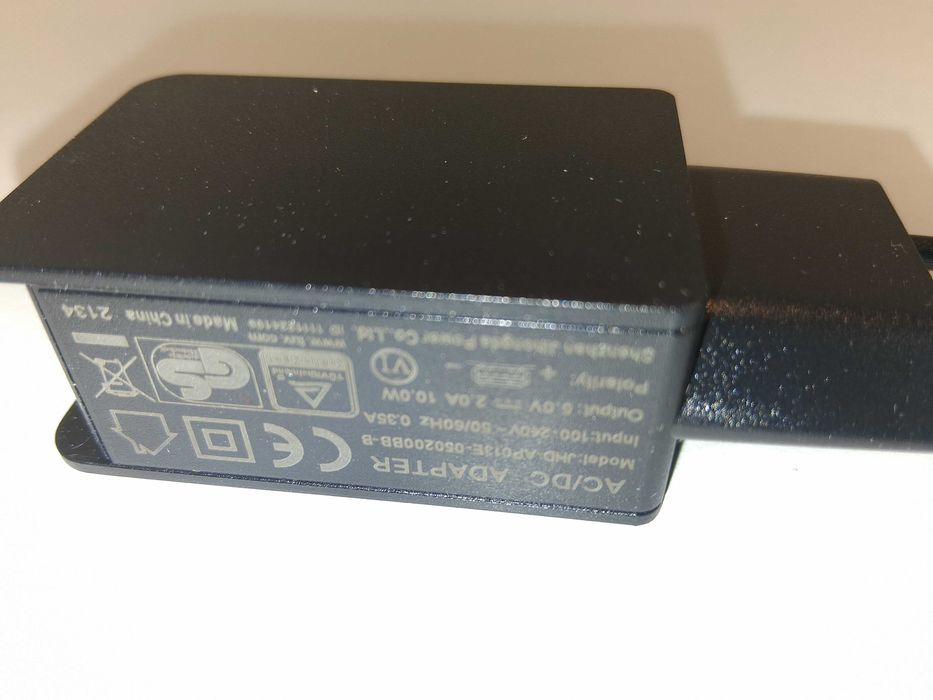 B171 Zasilacz Ładowarka AC/DC Adapter 5V 2A 10W JHD-AP013E-050200BB-B
