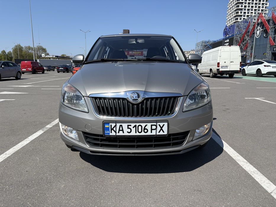 Skoda fabia 2 офіційна, другий власник