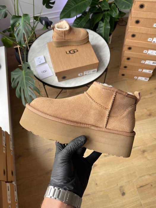 40.5р  - UGG Classic Ultra Mini Platform