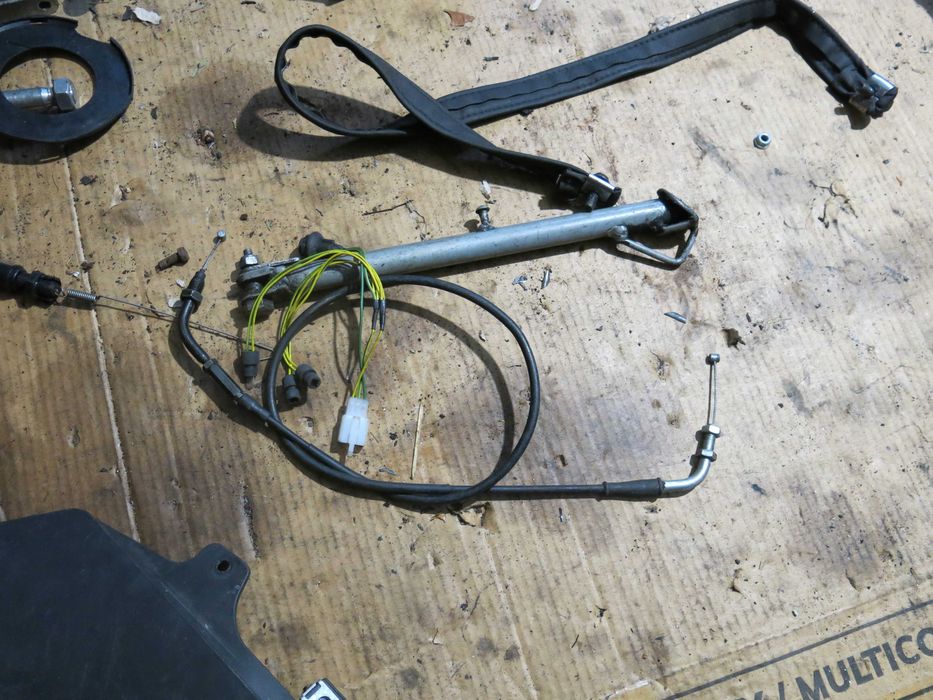 Regulator napięcia Derbi GTR NUDE 125