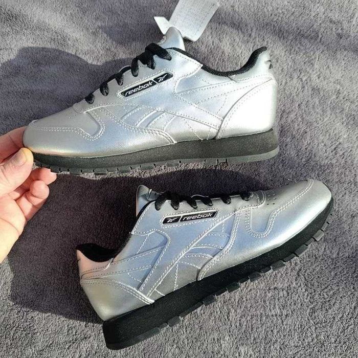 Кросівки жіночі Reebok Classic Розмір 36 / 23 см.