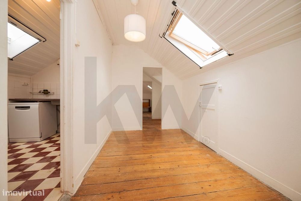 Apartamento T2: Acolhedor. Luz e Vista!
