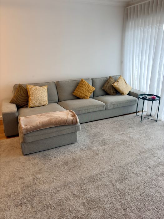 Sofá IKEA em estado perfeito, tamanho 310 x 170.