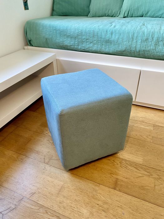 Puff Verde Estiloso - Conforto e Charme para sua Decoração!