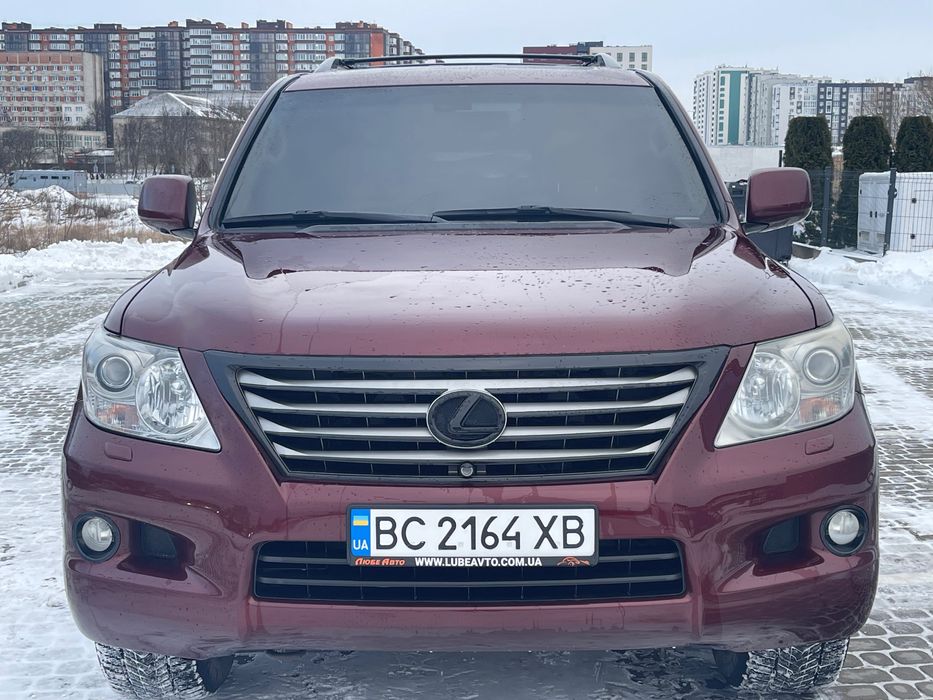 Lexus LX 570 гарний стан також цікавить ОБМІН