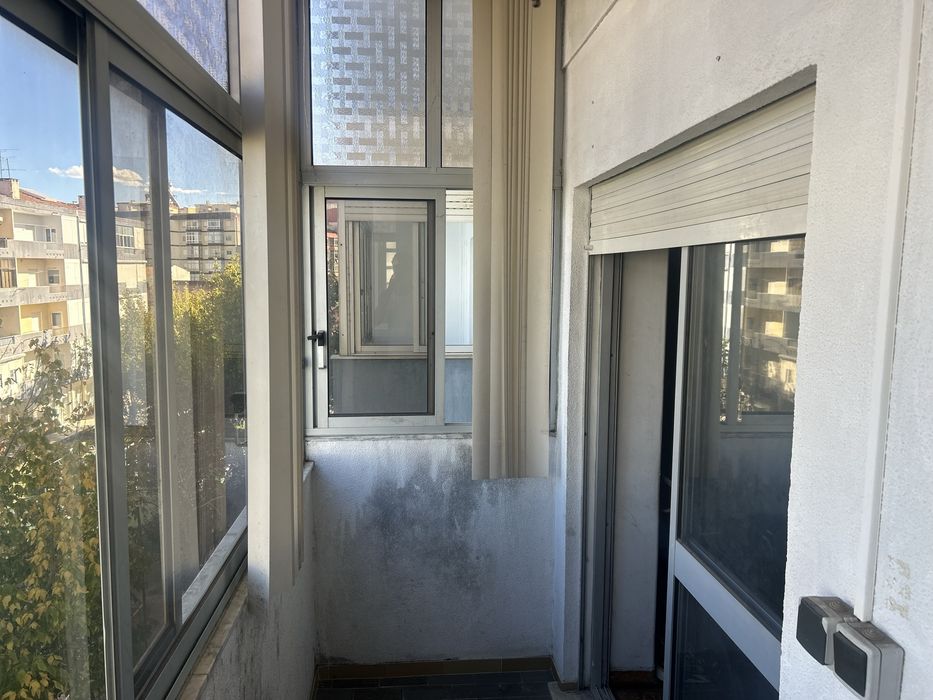 Quarto para alugar – Alhandra