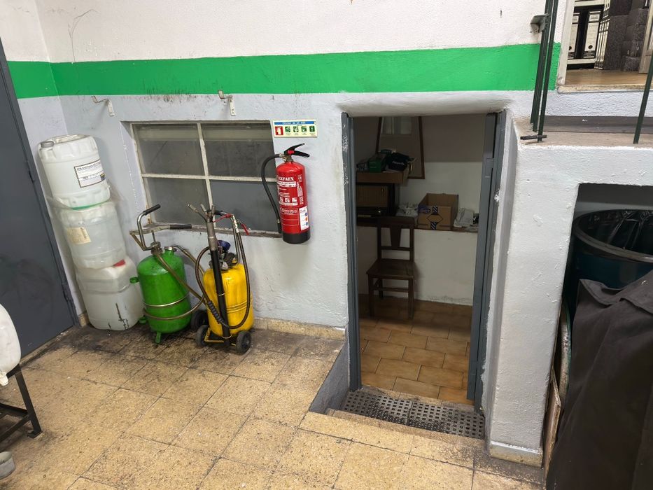 Oficina Automóvel - Venda