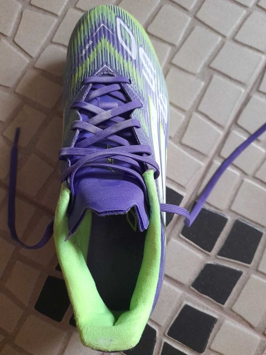 Chuteiras Adidas F50 league