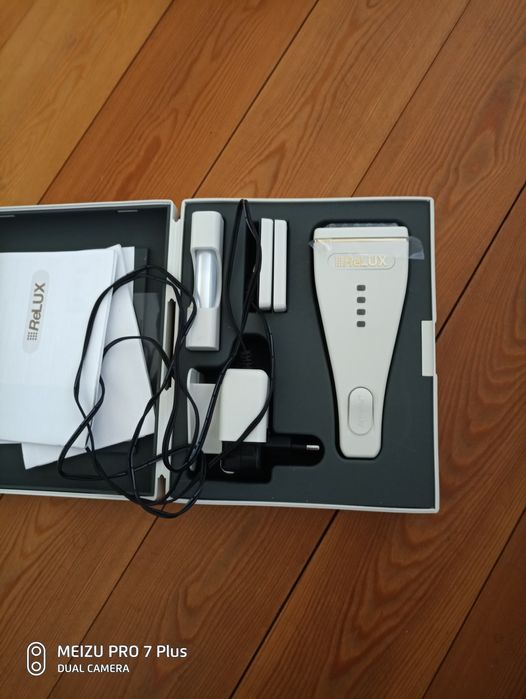 Косметологический аппарат для ухода за кожей