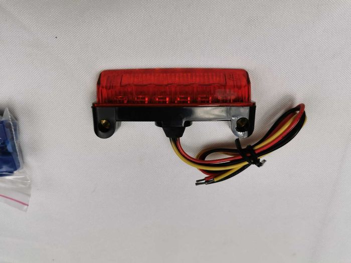 Lampa tylna SHIN YO mini LED, szkło przezroczyste znak E