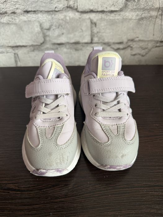 Кросівки на дівчинку 28 розмір