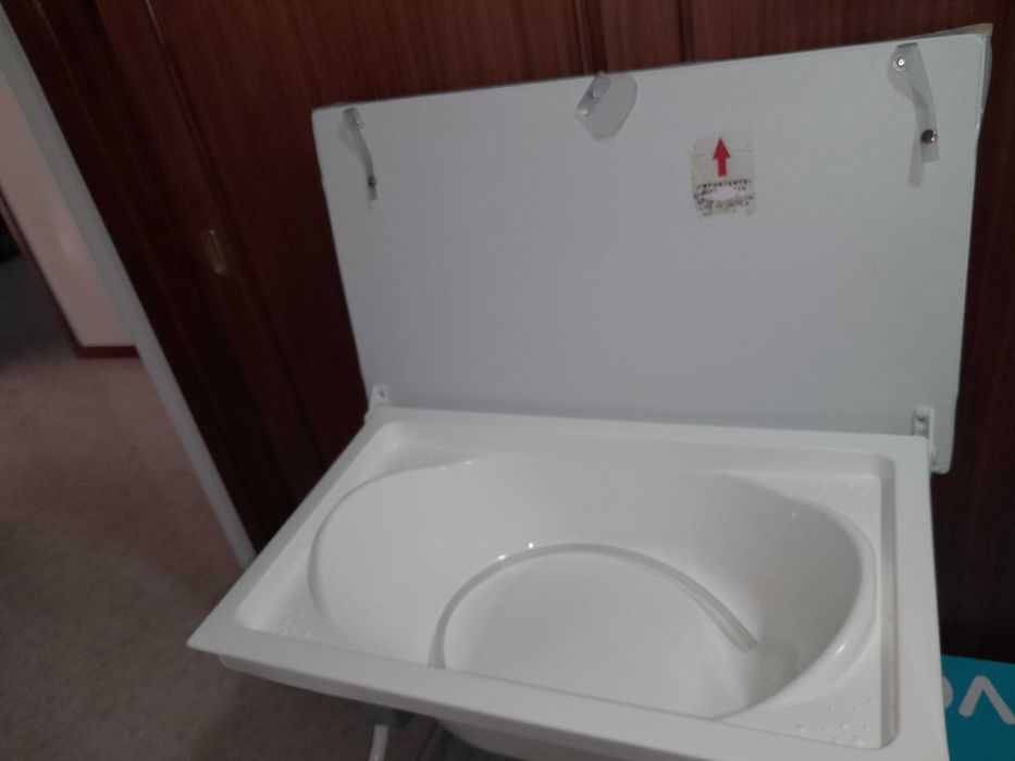 Banheira de recém-nascido