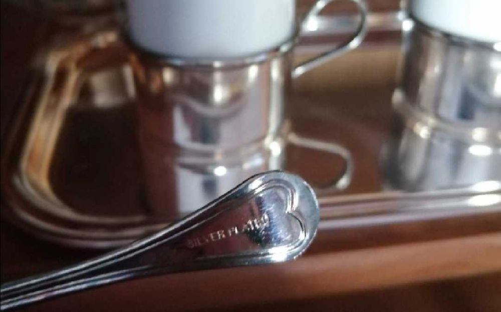 Conjuntos Chávenas Café + Copos de coleção