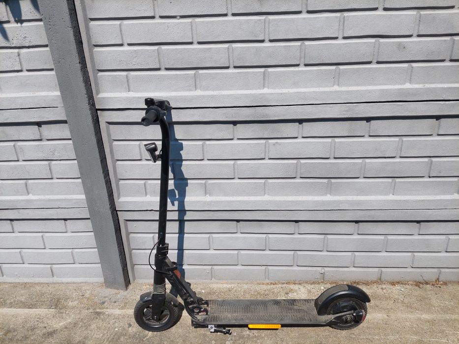 Hulajnoga elektryczna doc green