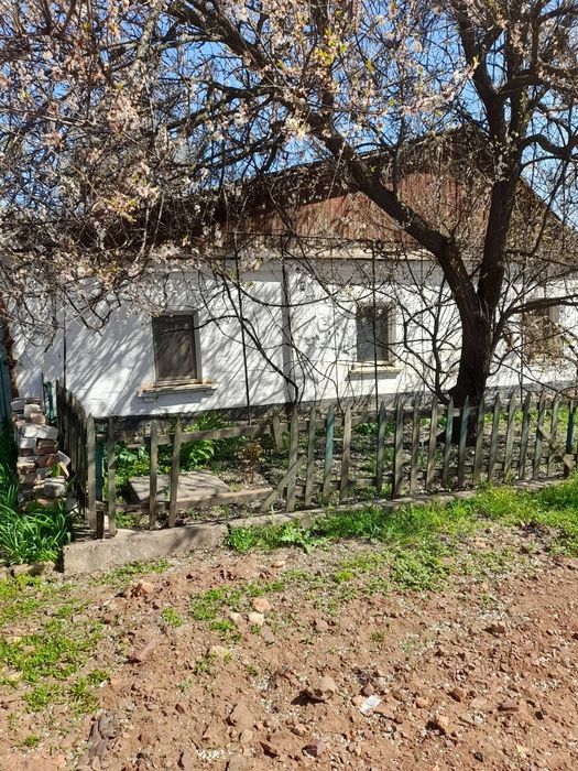 Продаж будинку. Центрально-міський район.  3 кімнати. Вул. Новоросійська