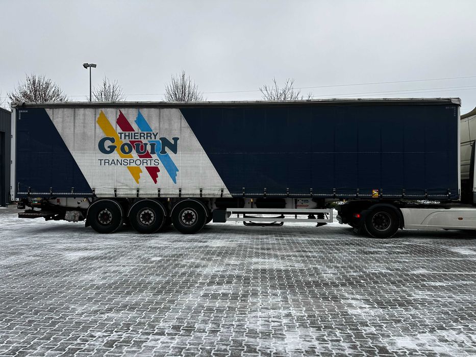 Напівпричіп штора FRUEHAUF