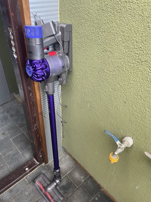 Odkurzacz marki dyson V6