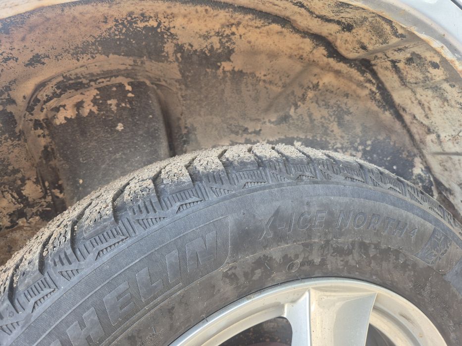 mitsubishi outlander 1 2004 2.0 Г/Б