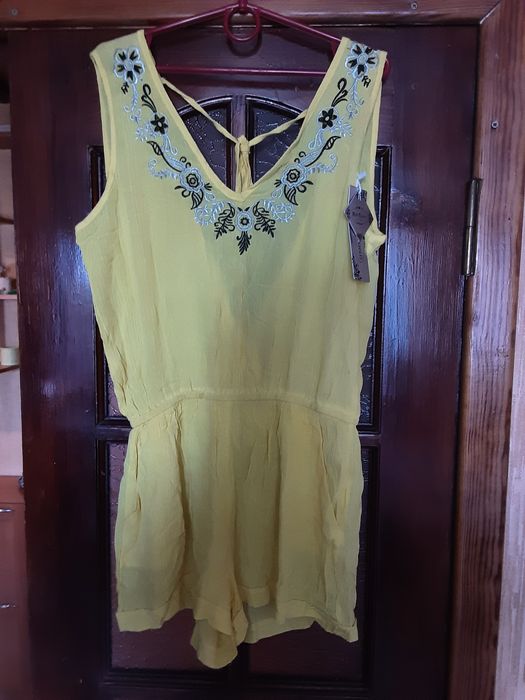 Комбінізон жіночій