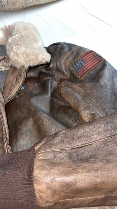 Kurtka w stylu pilotka