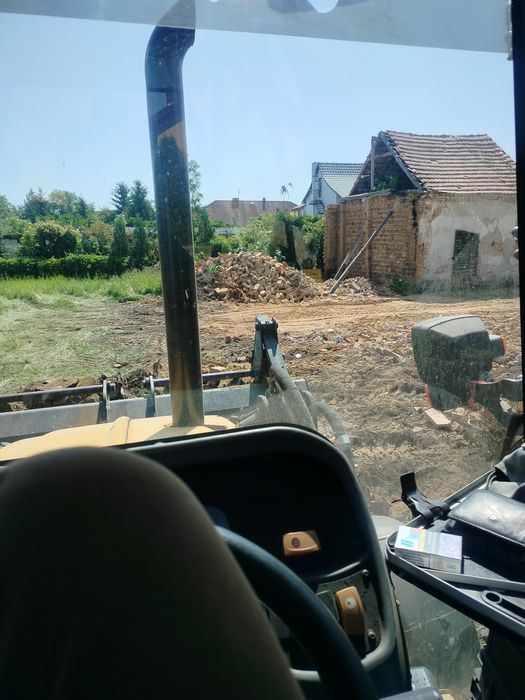 Usługi Brukarskie Koparko -ładowarką,