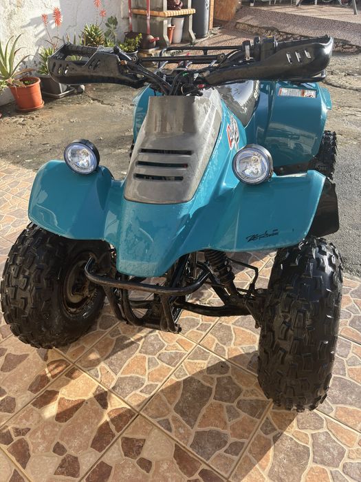 Moto 4 Susuki LT 160