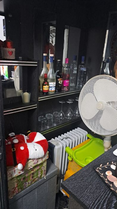 Bar Movel Sala em bom estado