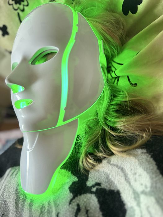 LED Mask Face and Neck White
