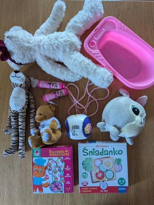 Różne zabawki dla dzieci