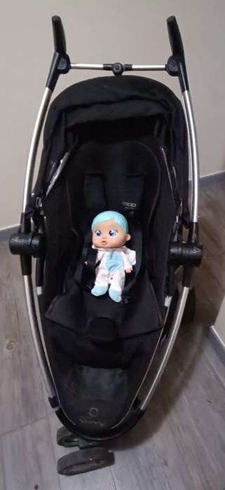 Carrinho Quinny com plataforma para irmãos