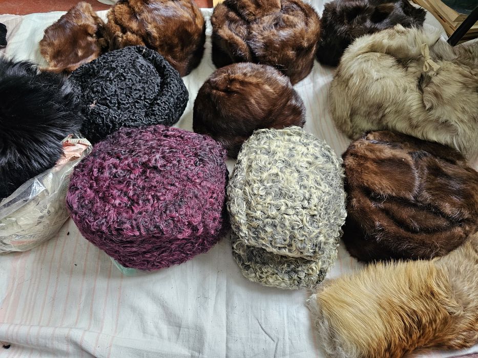 Мех норка, цигейка, писец воротники, шапки, шкурки для рукоделия. Сроч